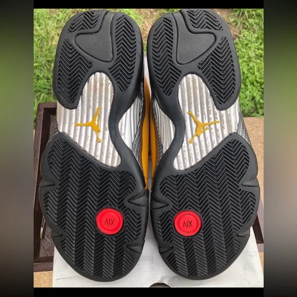 Air Jordan 14 retro SE ‘Yellow Ferrari’ size 8.5 men’s - Picture 2 of 5